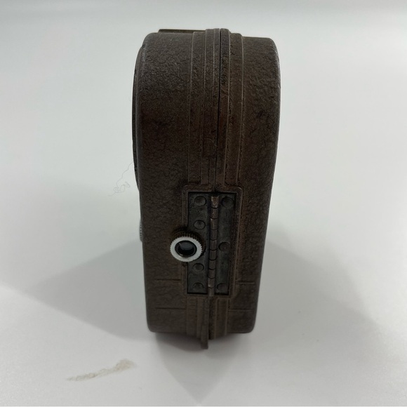 VINTAGE Univex Cine Camera MOVIE CAMERA 8MM - Picture 7 of 8